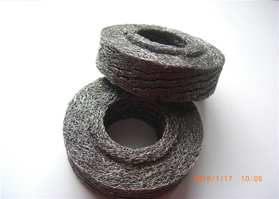 corrosión anti de filtración del funcionamiento del filtro de 10-100m m Dia Knitted Wire Mesh alta