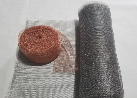 SS310 hizo punto el alambre de cobre Mesh Screen que los 99% puros para el agujero constructivo previenen la jerarquización del pájaro